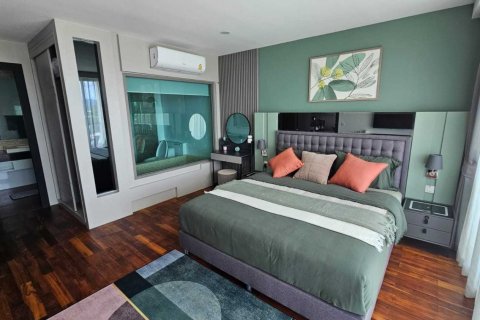 Condominio de 1 dormitorio en Bang Tao, Tailandia № 120954 - foto 2