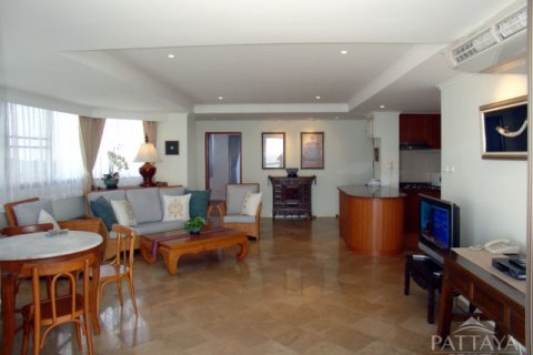 Condominio de 3 dormitorios en Jomtien Beach, Pattaya, Tailandia № 242143 - foto 10