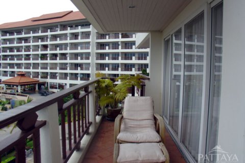 Condominio de 2 dormitorios en Jomtien Beach, Pattaya, Tailandia № 242192 - foto 21