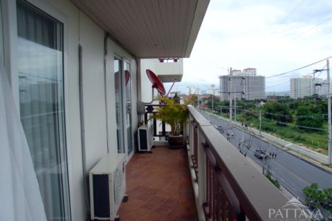 Condominio de 2 dormitorios en Jomtien Beach, Pattaya, Tailandia № 242192 - foto 22