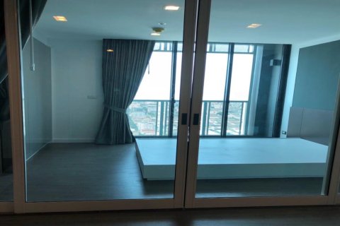 Condo in Bangkok, Thailand, 1 bedroom  № 254826 - photo 4