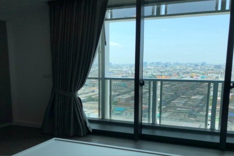 Condo in Bangkok, Thailand, 1 bedroom  № 254826 - photo 3