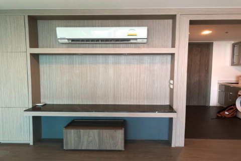 Condo in Bangkok, Thailand, 1 bedroom  № 254826 - photo 10