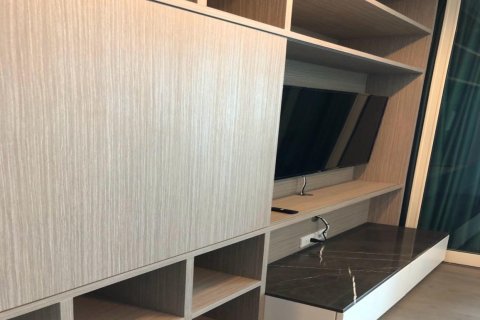 Condo in Bangkok, Thailand, 1 bedroom  № 254826 - photo 7