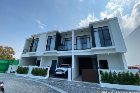 บ้านในพัทยา, ประเทศไทย 4 ห้องนอน № 163965