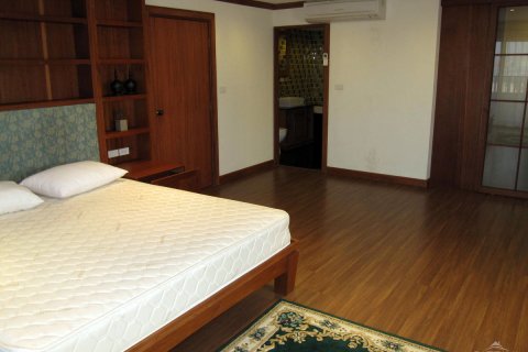 Condominio de 2 dormitorios en Pattaya, Tailandia № 242643 - foto 17
