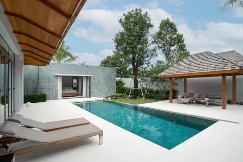 Casa de 3 dormitorios en Bang Tao, Tailandia № 153834 - foto 2