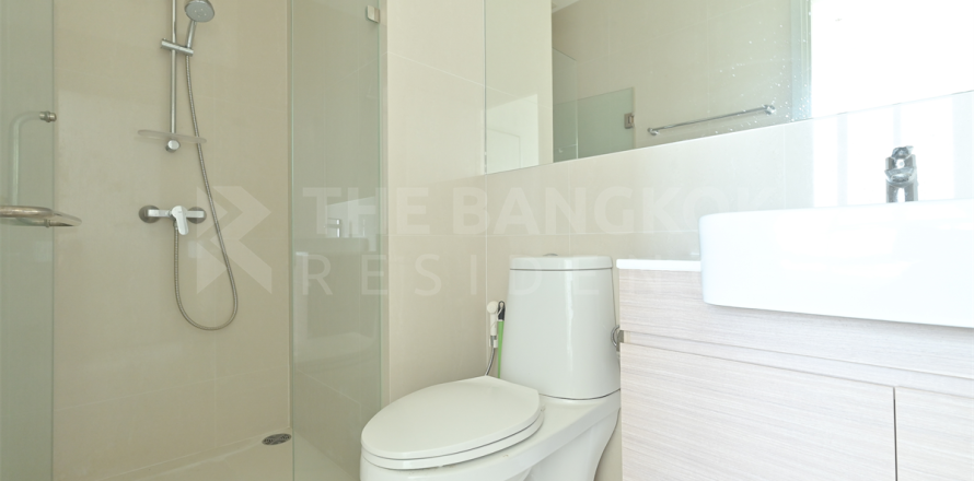 Condo in Bangkok, Thailand, 2 bedrooms № 254887