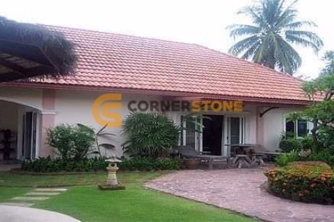 Studio in Pattaya, Thailand № 234428
