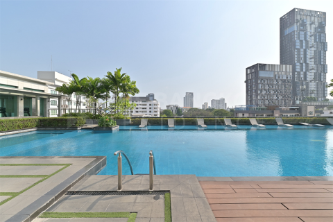 Condo in Bangkok, Thailand, 3 bedrooms № 185195 - photo 5