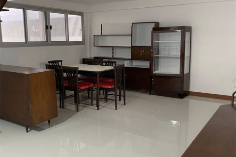 Casa de 2 dormitorios en Bangkok, Tailandia № 249803
