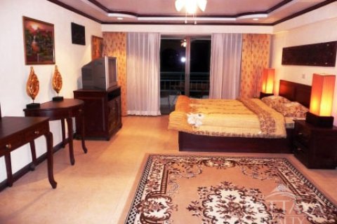 Condo sur Jomtien Beach, Pattaya, Thaïlande, 2 chambres  № 242749 - photo 16