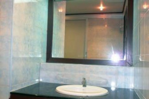 Condo sur Jomtien Beach, Pattaya, Thaïlande, 2 chambres  № 242749 - photo 13