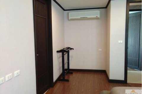 Condominio de 2 dormitorios en Pattaya, Tailandia № 242394 - foto 4