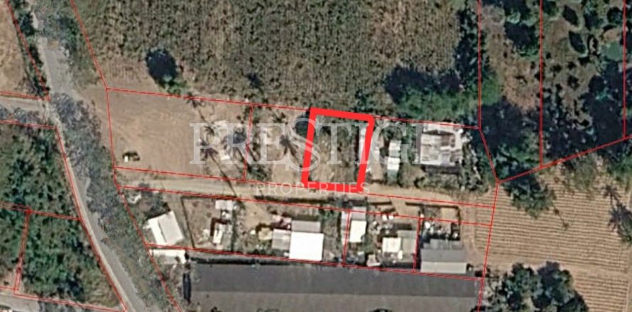 Land in Pattaya, Thailand 448 sq.m. № 241653