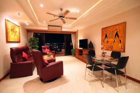 Condominio de 2 dormitorios en Pattaya, Tailandia № 242985 - foto 9