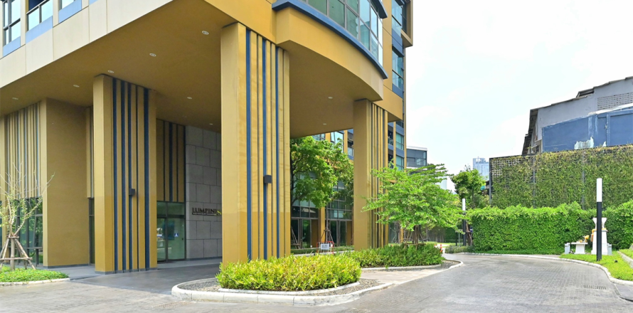 Condo in Bangkok, Thailand, 2 bedrooms  № 187427