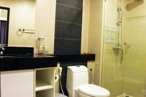 Condominio de 2 dormitorios en Pattaya, Tailandia № 242244 - foto 2