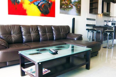 Condominio de 2 dormitorios en Pattaya, Tailandia № 242244 - foto 9