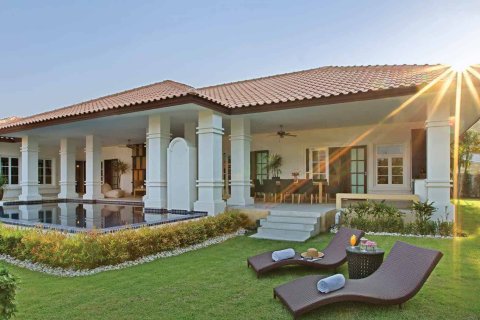 Chalet de 2 dormitorios en Hua Hin, Tailandia № 234292 - foto 27
