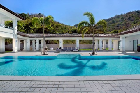 Chalet de 2 dormitorios en Hua Hin, Tailandia № 234292 - foto 21