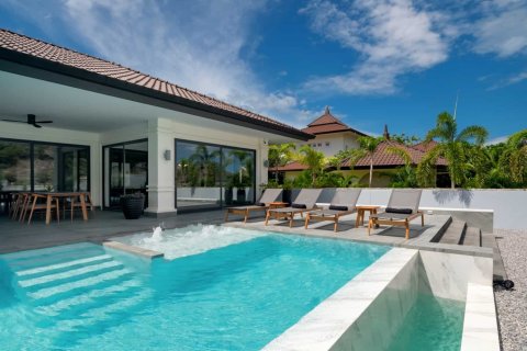 Chalet de 2 dormitorios en Hua Hin, Tailandia № 234292 - foto 16