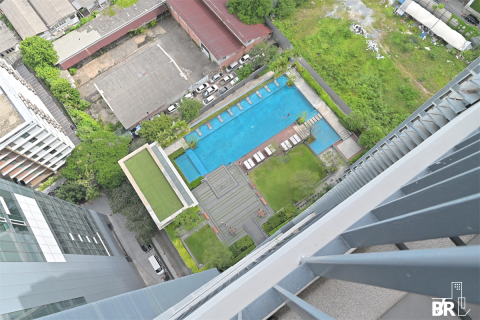 Condo in Bangkok, Thailand, 2 bedrooms  № 247054