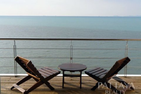 Condo in Pattaya, Thailand, 2 bedrooms  № 242588
