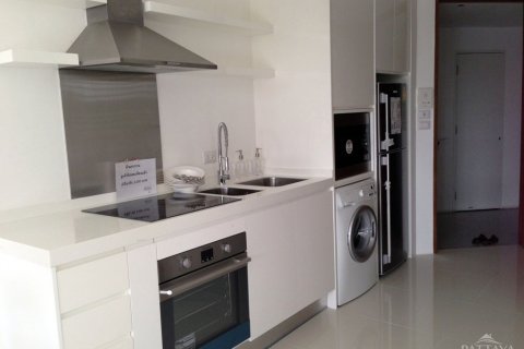 Condominio de 2 dormitorios en Pattaya, Tailandia № 242831 - foto 9