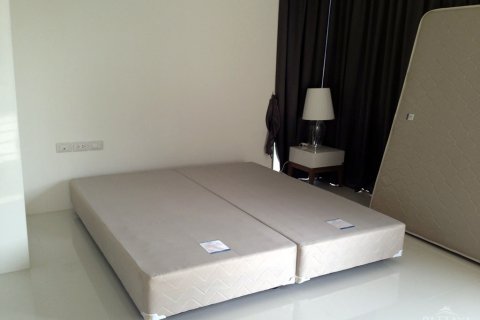 Condominio de 2 dormitorios en Pattaya, Tailandia № 242831 - foto 15