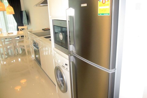 Condominio de 2 dormitorios en Pattaya, Tailandia № 242831