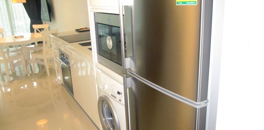 Condominio de 2 dormitorios en Pattaya, Tailandia № 242831