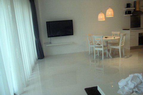 Condominio de 2 dormitorios en Pattaya, Tailandia № 242831 - foto 3