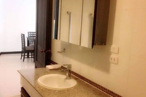 Condo in Pattaya, Thailand, 2 bedrooms  № 242442 - photo 10