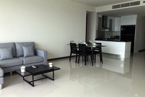 Condominio de 2 dormitorios en Pattaya, Tailandia № 242368 - foto 13