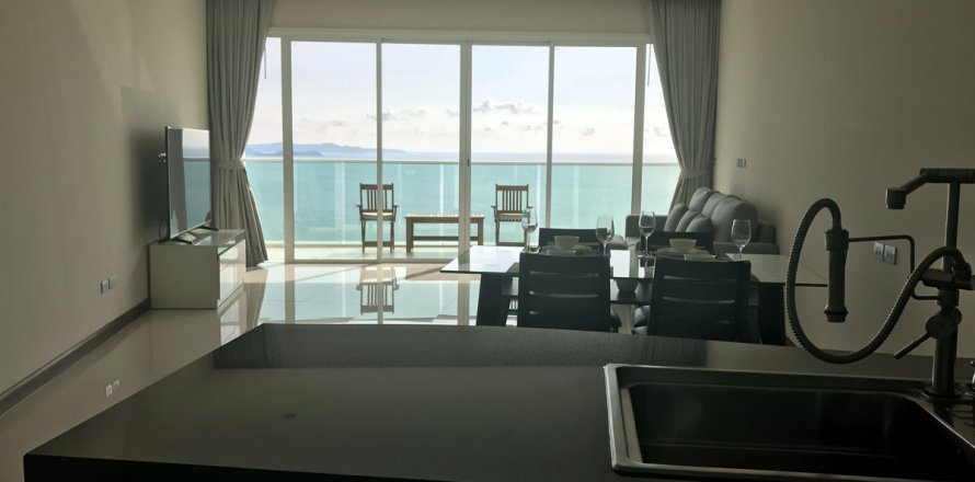 Condominio de 2 dormitorios en Pattaya, Tailandia № 242368