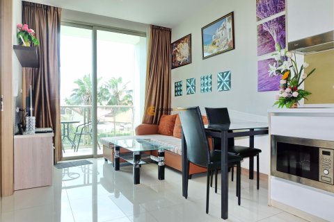 Estudio en el condominio en Pattaya, Tailandia № 243592 - foto 2