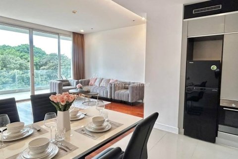 Condo in Pattaya, Thailand, 2 bedrooms  № 243684