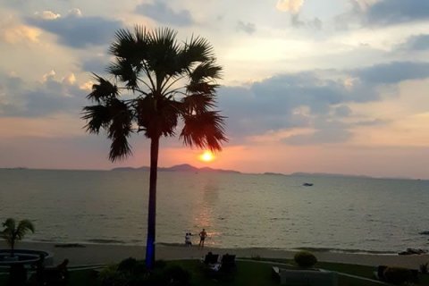 Estudio en el condominio en Pattaya, Tailandia № 242434 - foto 17