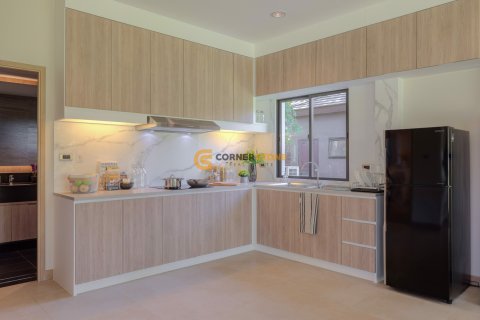 Estudio en Pattaya, Tailandia № 243552 - foto 6