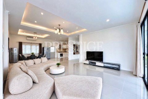 บ้านในพัทยา, ประเทศไทย 6 ห้องนอน № 233240 - รูปถ่าย 5