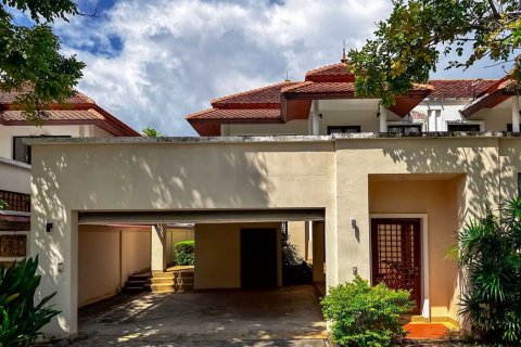 Casa de 3 dormitorios en Bang Tao, Tailandia № 84833 - foto 30