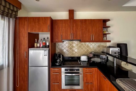 Casa de 3 dormitorios en Bang Tao, Tailandia № 84833 - foto 8