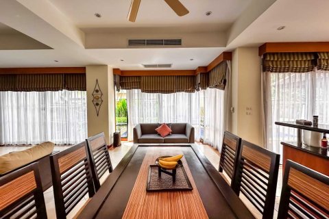 Casa de 3 dormitorios en Bang Tao, Tailandia № 84833 - foto 6