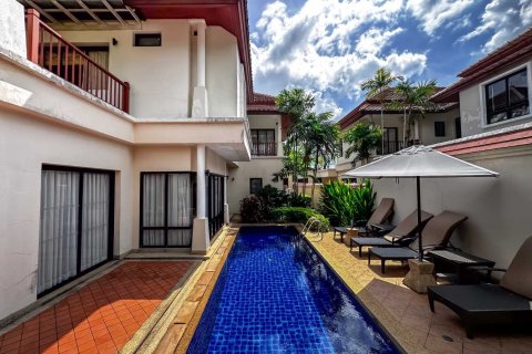 Casa de 3 dormitorios en Bang Tao, Tailandia № 84833 - foto 28