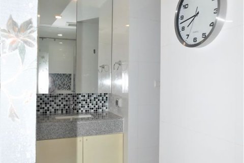 Condominio de 2 dormitorios en Pattaya, Tailandia № 242472 - foto 13