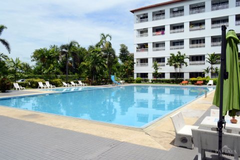 Condominio de 1 dormitorio en Jomtien Beach, Pattaya, Tailandia № 242300 - foto 2