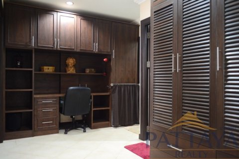 Condominio de 1 dormitorio en Jomtien Beach, Pattaya, Tailandia № 242300 - foto 11