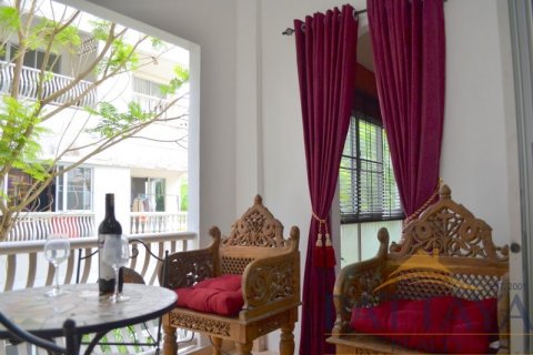 Condominio de 1 dormitorio en Jomtien Beach, Pattaya, Tailandia № 242300 - foto 4