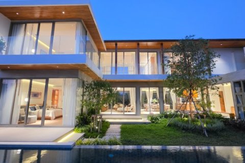 Chalet de 4 dormitorios en Bang Tao, Tailandia № 233890 - foto 30